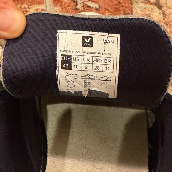 Men’s Veja V-Lock V-12 shoes White/Gum - Picture 6 of 7